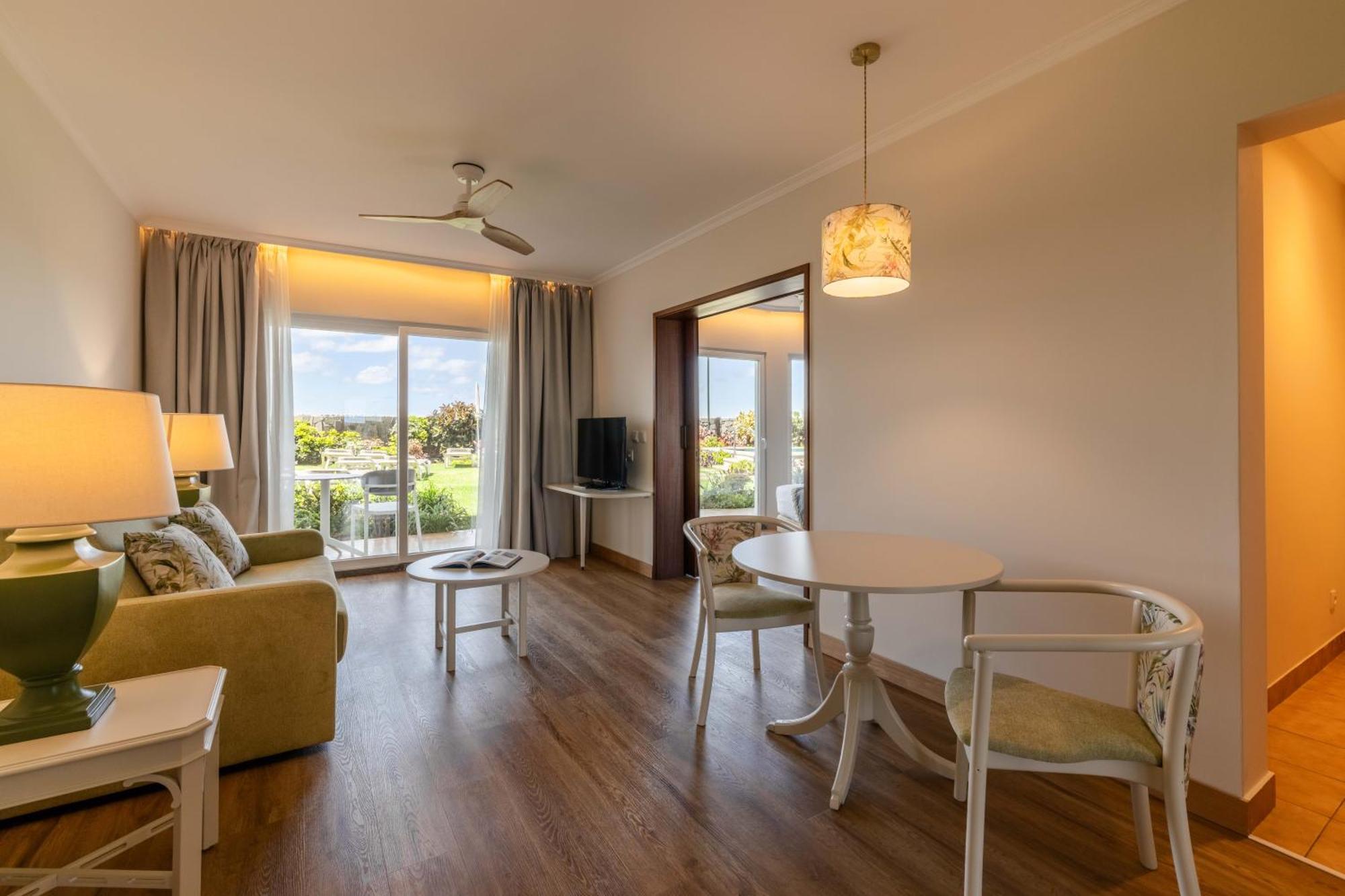 Junior Suite (2 Adulti + 2 Bambini)